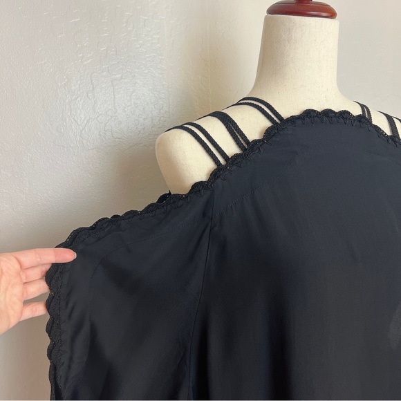 •ALICE McCALL• Another Love Cold Shoulder Oversized Top in Black Size 8 - Picture 6 of 13